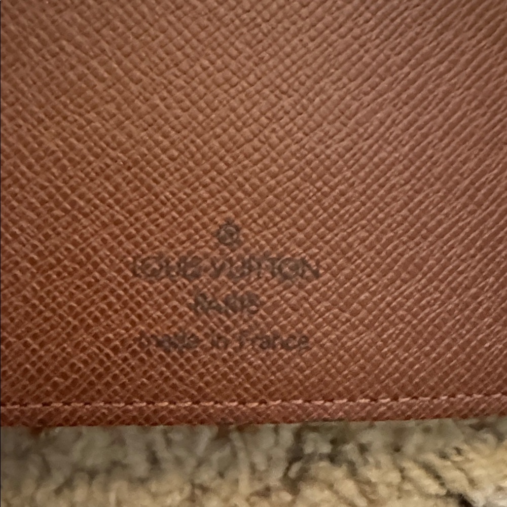 Louis Vuitton Brown Monogram MM Agenda - Picture 8 of 16